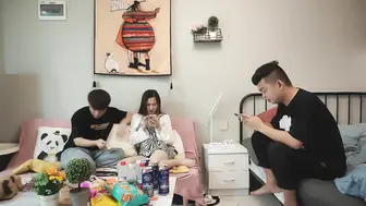 嫩妹，嫩妹，3000外围女神场，清纯校园风，甜美乖巧身姿曼妙，超清画质收藏版