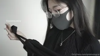 淫荡女秘书长片剧情36分钟br  「淫荡女秘书：老板的私人玩物」br  Lustful female secretary the boss's personal