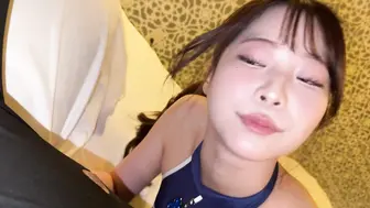 FC2高画质完全版 极品美女被猛干高潮喷水内射