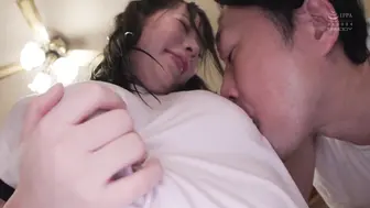 EBWH-018 [中文字幕] 有栖かなう - 學生在豪大雨的夜晚突然跑來，被濕透裸露的巨乳誘惑…